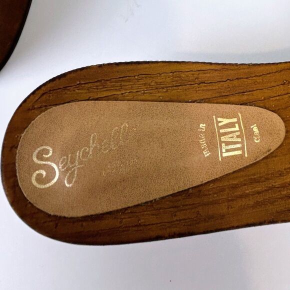 Seychelles Good Spirits Heeled Clogs Neutral Snakeskin Studded Sandals Mules 8.5 - Picture 8 of 10